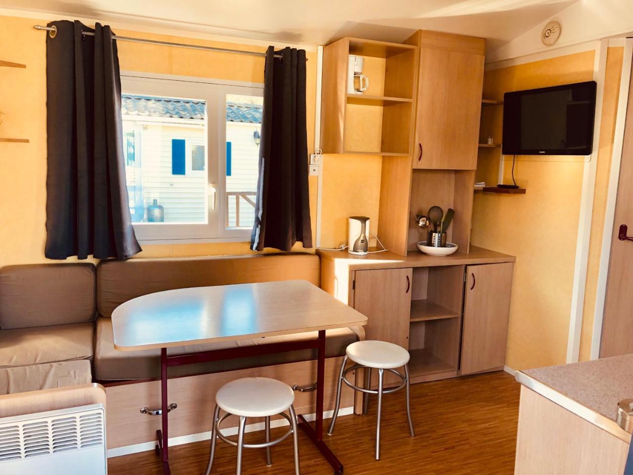 Camping Les Mimosas Hotel เปโกมาส ภายนอก รูปภาพ
